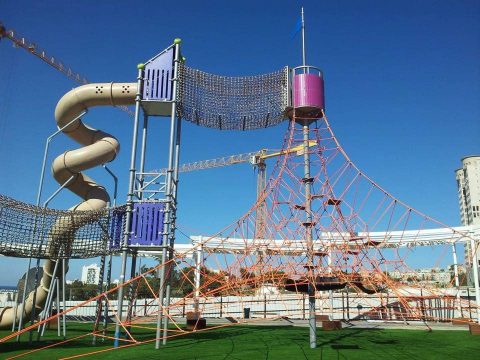 Artikelbild von Haifa eröffnet neue Spielplatzanlage der Berliner Seilfabrik