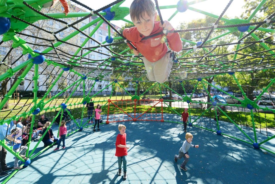 Area net, climbing scaffold - Berliner Seilfabrik - Play equipment for life