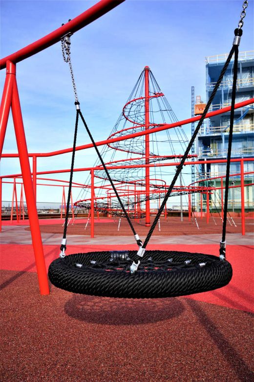 Rooftop playground - Berliner Seilfabrik - Play equipment for life
