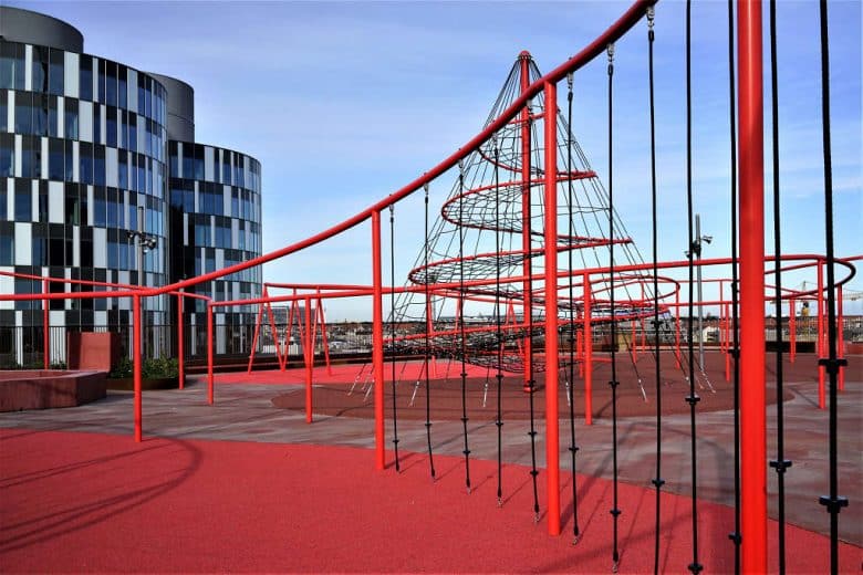 Rooftop playground - Berliner Seilfabrik - Play equipment for life